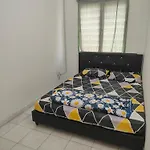Momies House